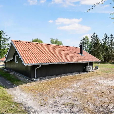 Bright Renovated Within Easy Reach Of The And Ebeltofts Old Town